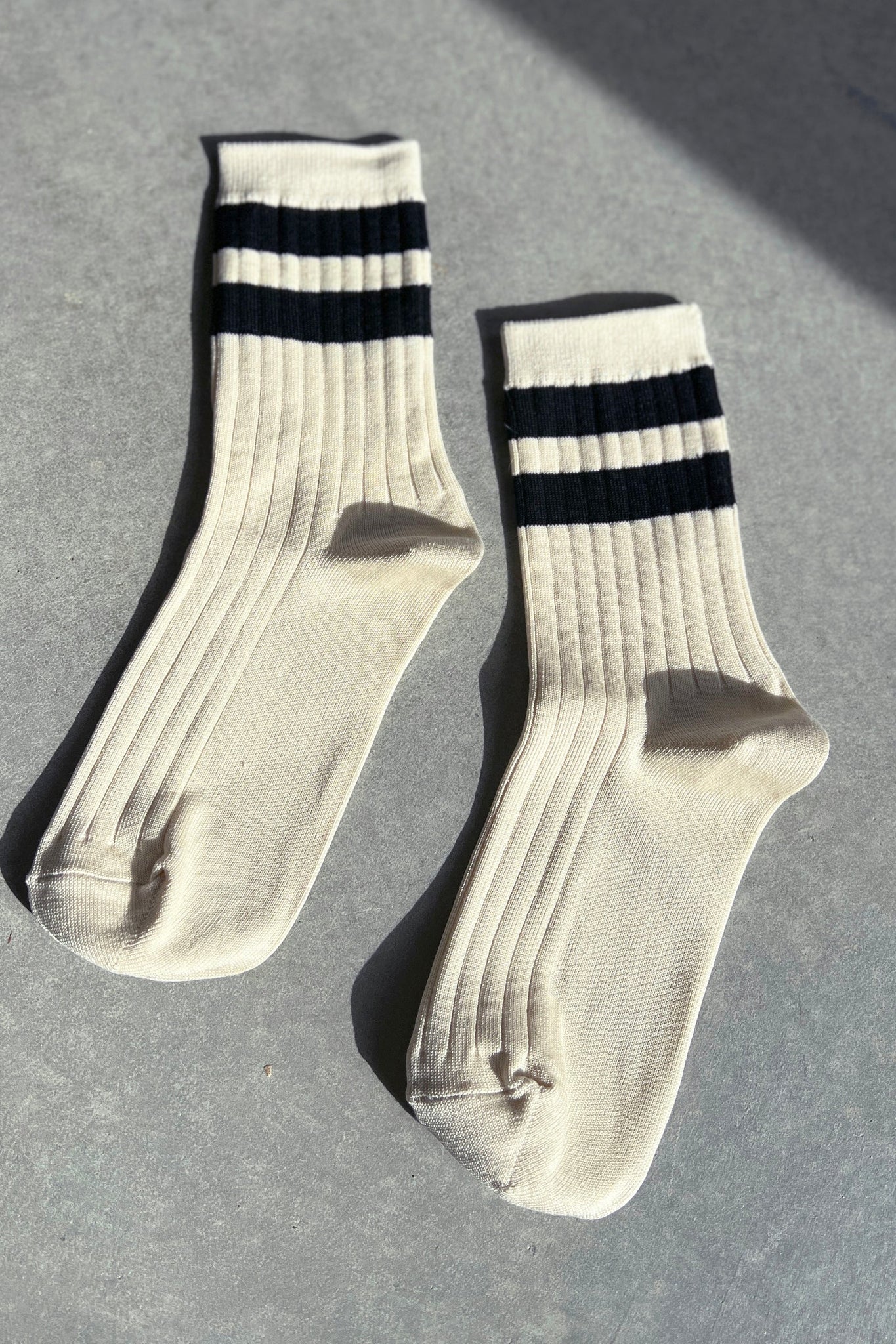 HER VARSITY SOCKS | CREAM BLACK