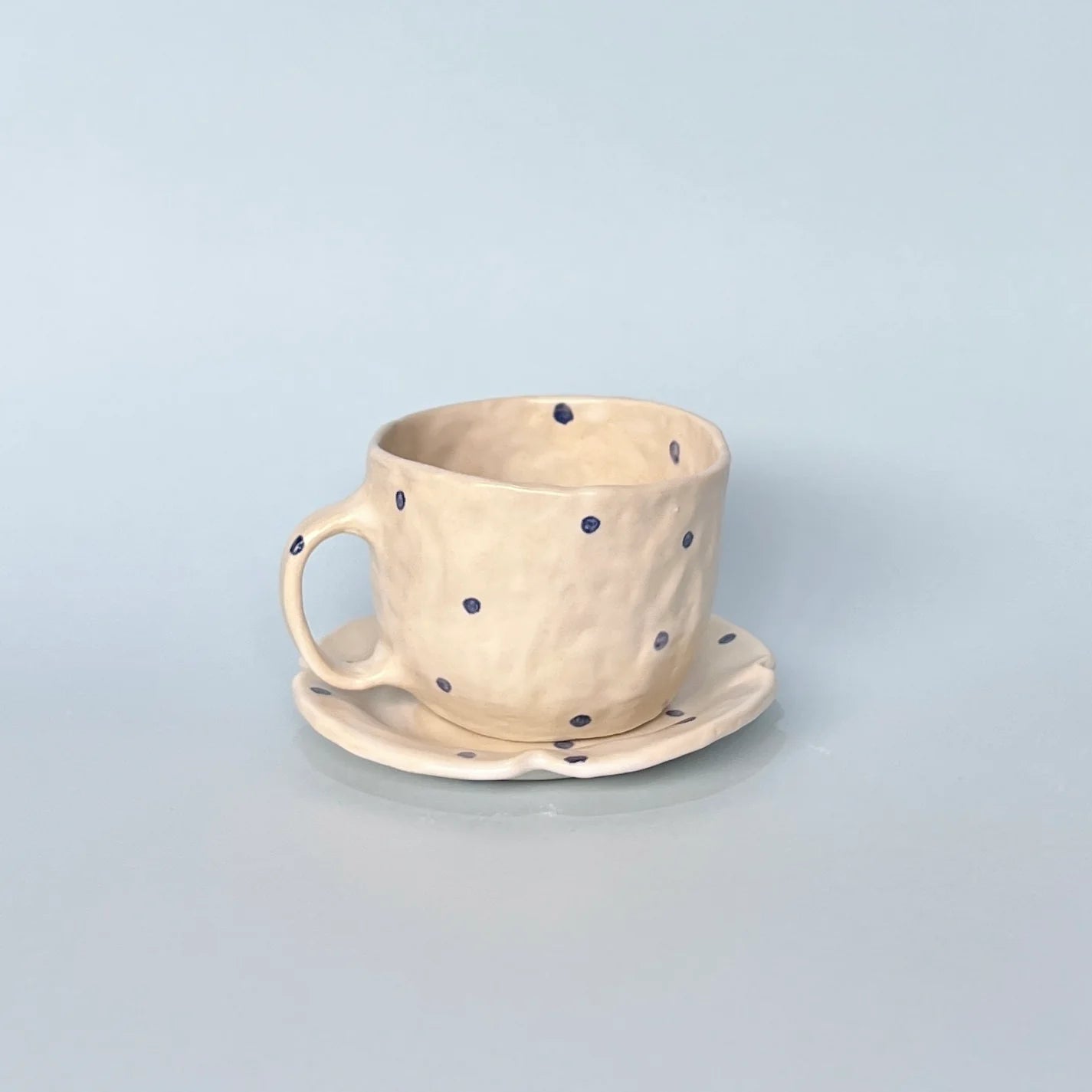 BLUE SPOTTY SAUCER