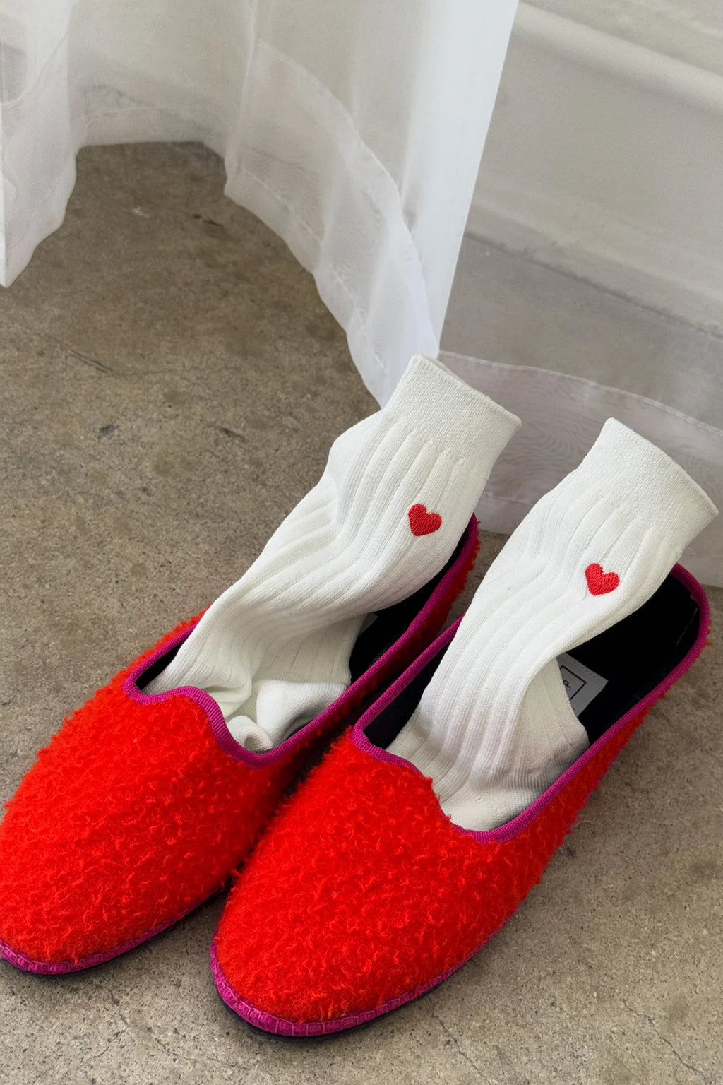 EMBROIDERED HER SOCKS | CLASSIC WHITE + HEART