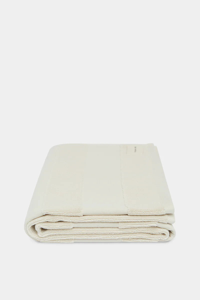 JACQUARD TILE BEACH TOWEL | LIMESTONE