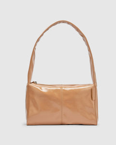 LUCA SHOULDER BAG | MILK TEA GLOSSY CRINKLE