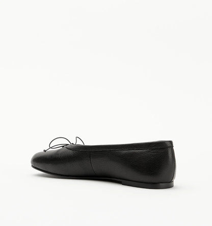 ALIAS MAE LANA TABI | BLACK TUMBLE