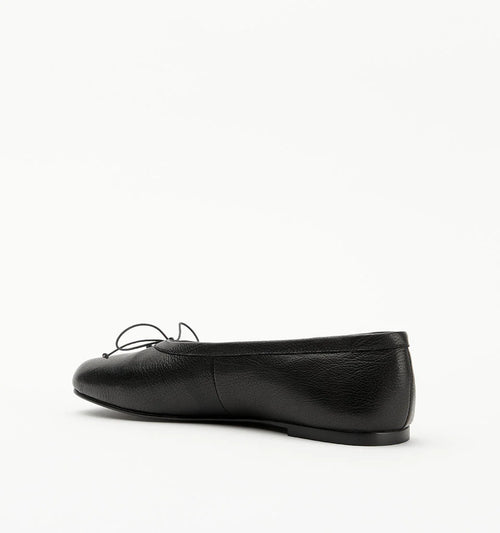 ALIAS MAE LANA TABI | BLACK TUMBLE