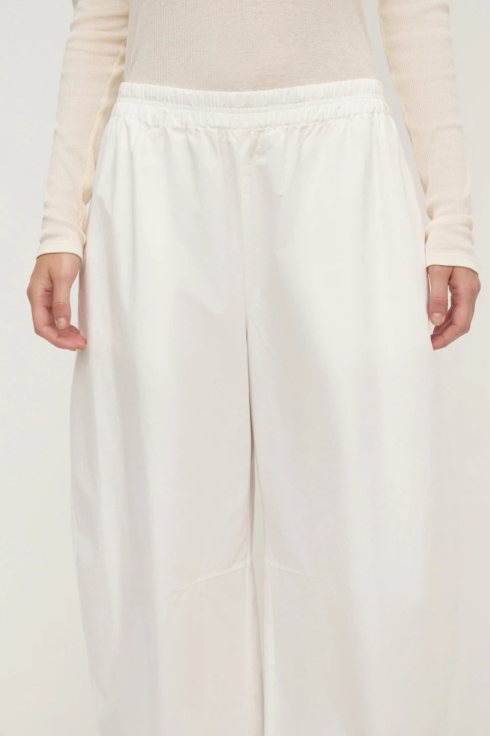 LOLA BARREL PANT | WHITE