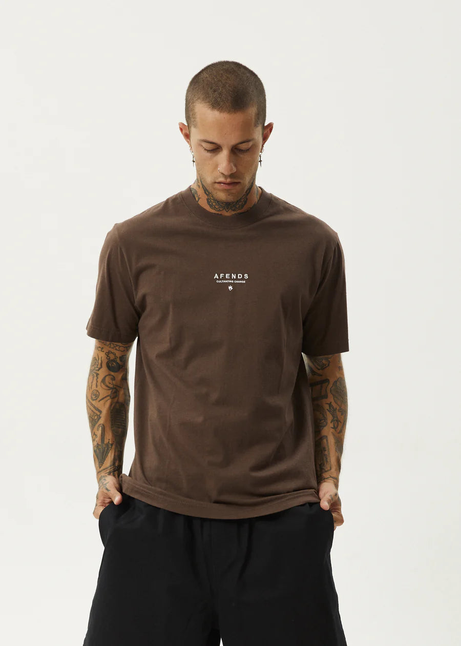 SPACE RETRO FIT TEE | COFFEE