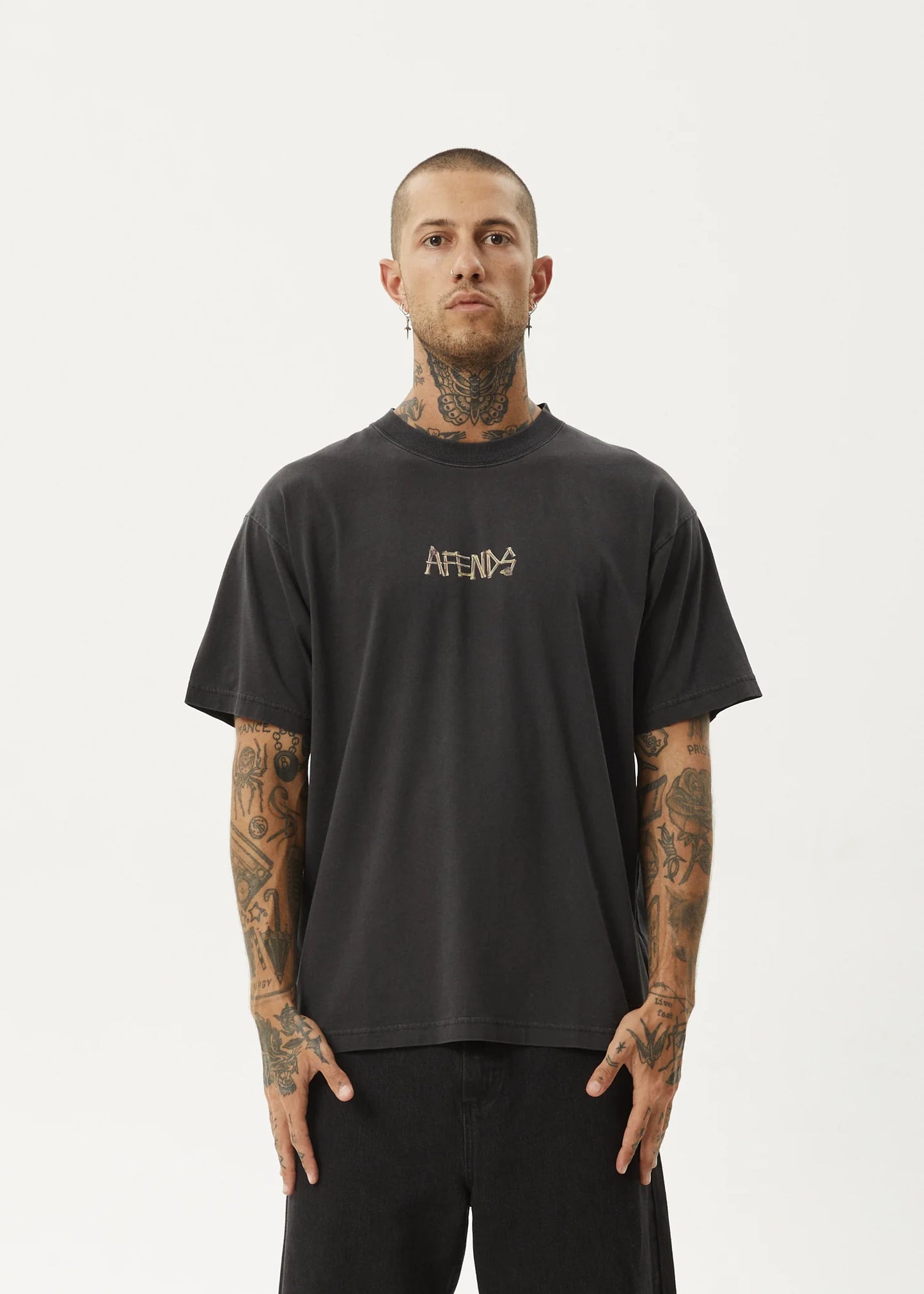 CRASHED OUT BOXY FIT TEE | STONE BLACK