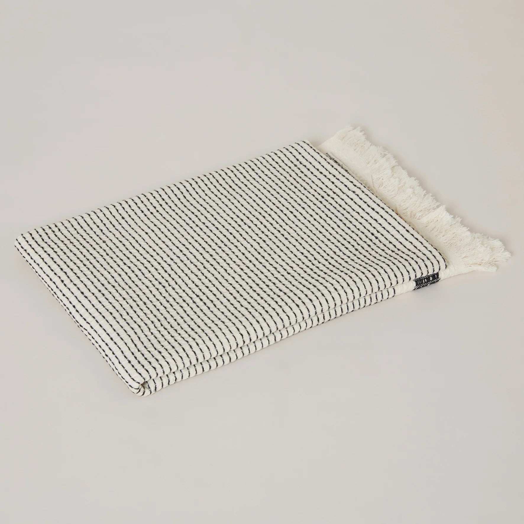 K'GARI TOWEL | BLACK