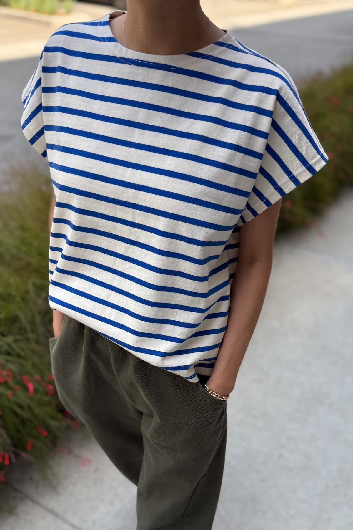 MANON TEE | BLUE STRIPE ON CREAM