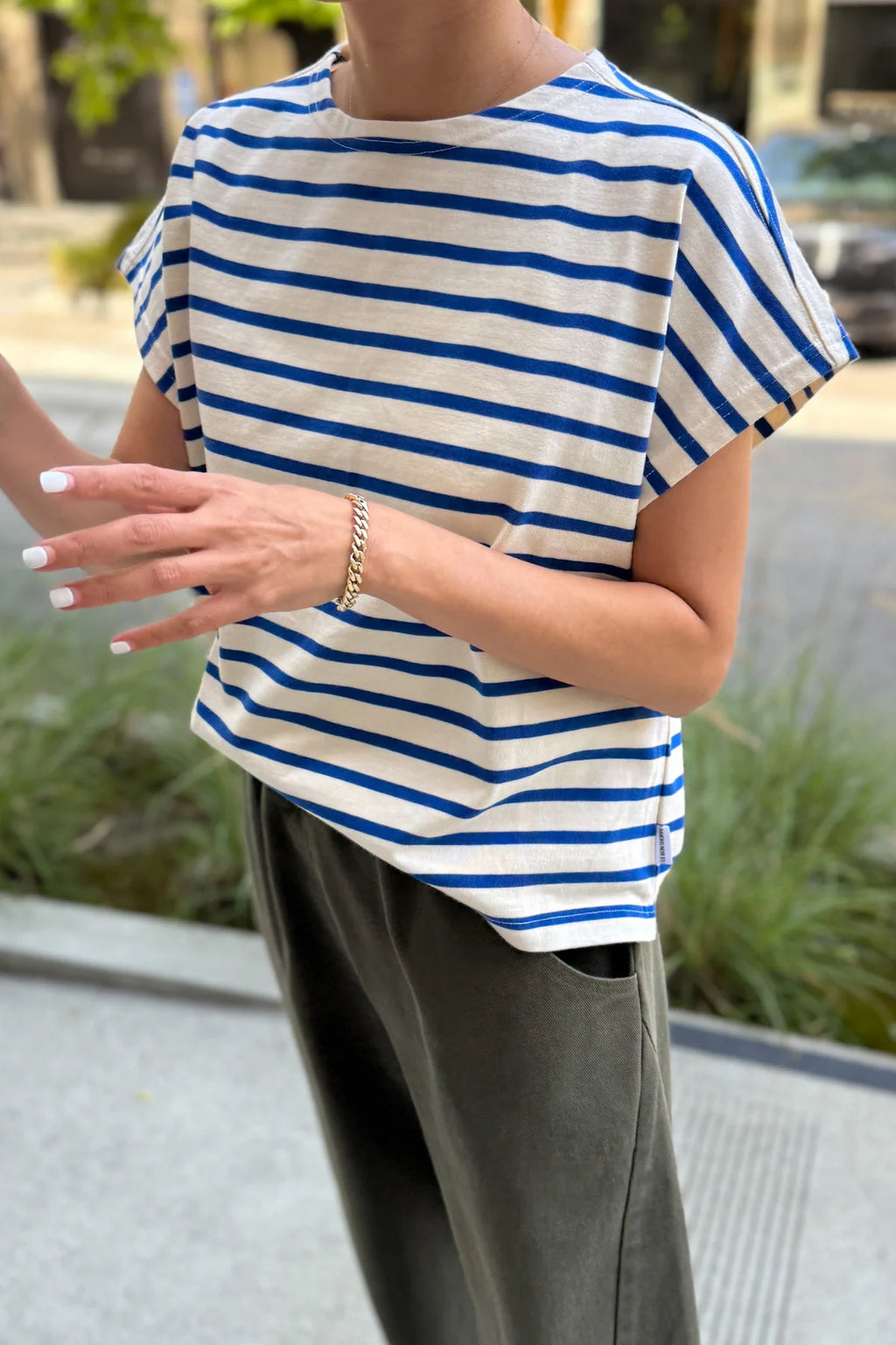 MANON TEE | BLUE STRIPE ON CREAM