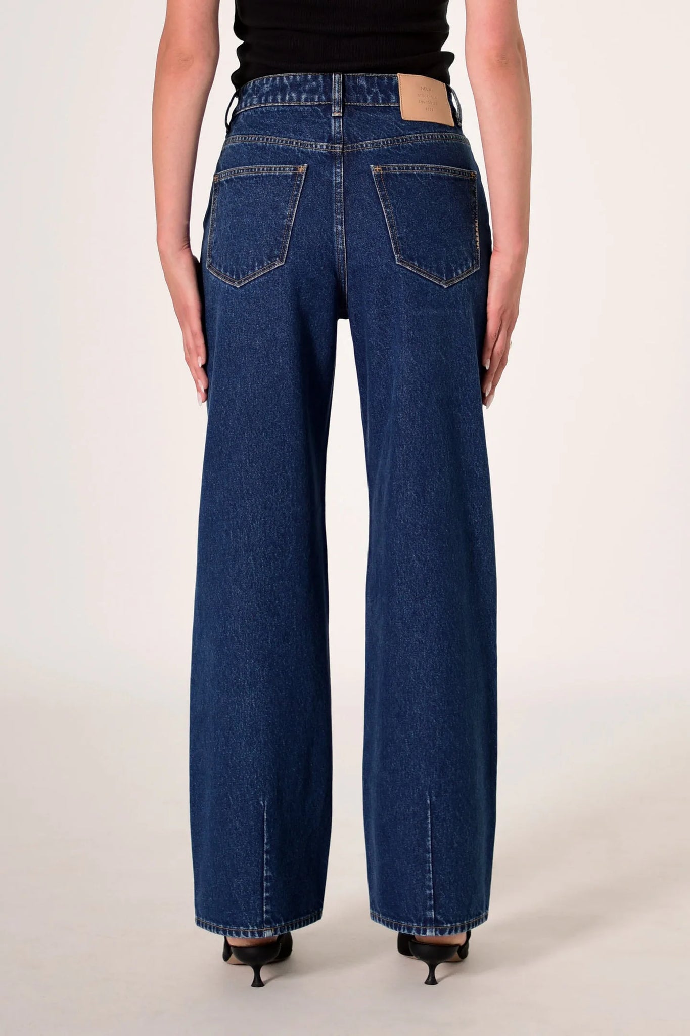 COCO RELAXED JEAN | MID INDIGO