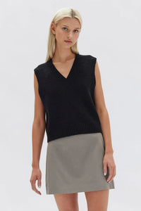 NOVA KNIT VEST | BLACK