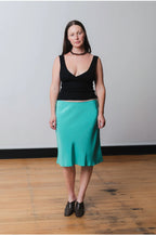 RUCHED PLUNGE TOP | NERA