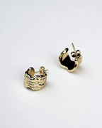 OYSTER SHELL HOOPS - SMALL | 18K GOLD PLATING