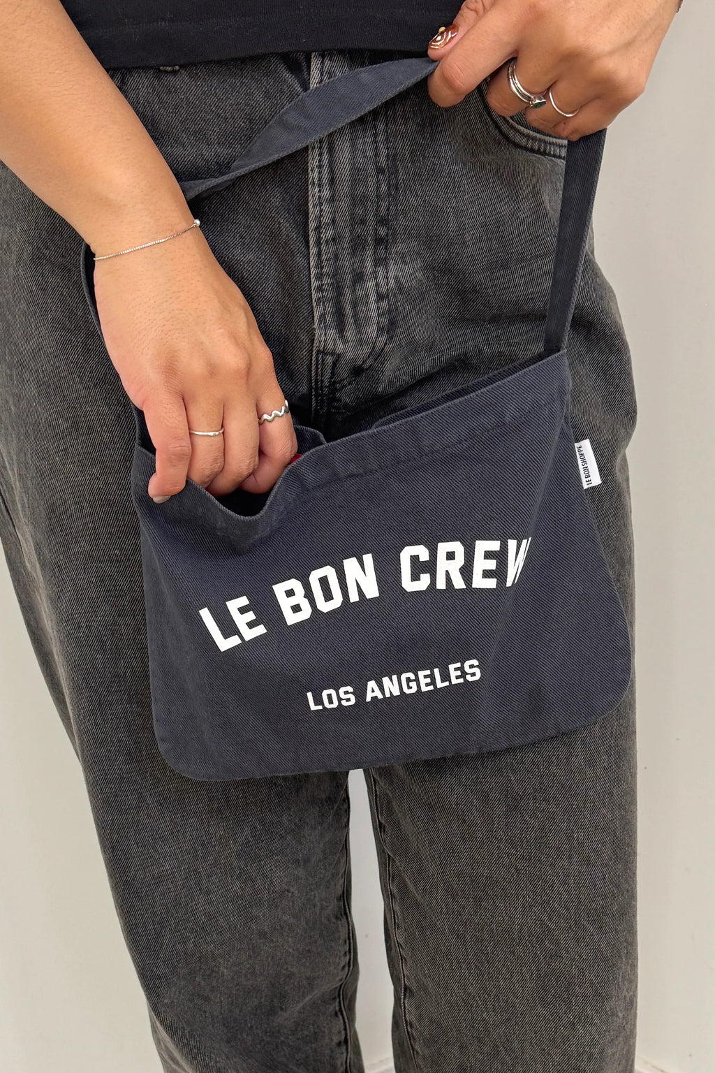 Le Bon Shoppe Petite Happy Carry Bag Coal & White