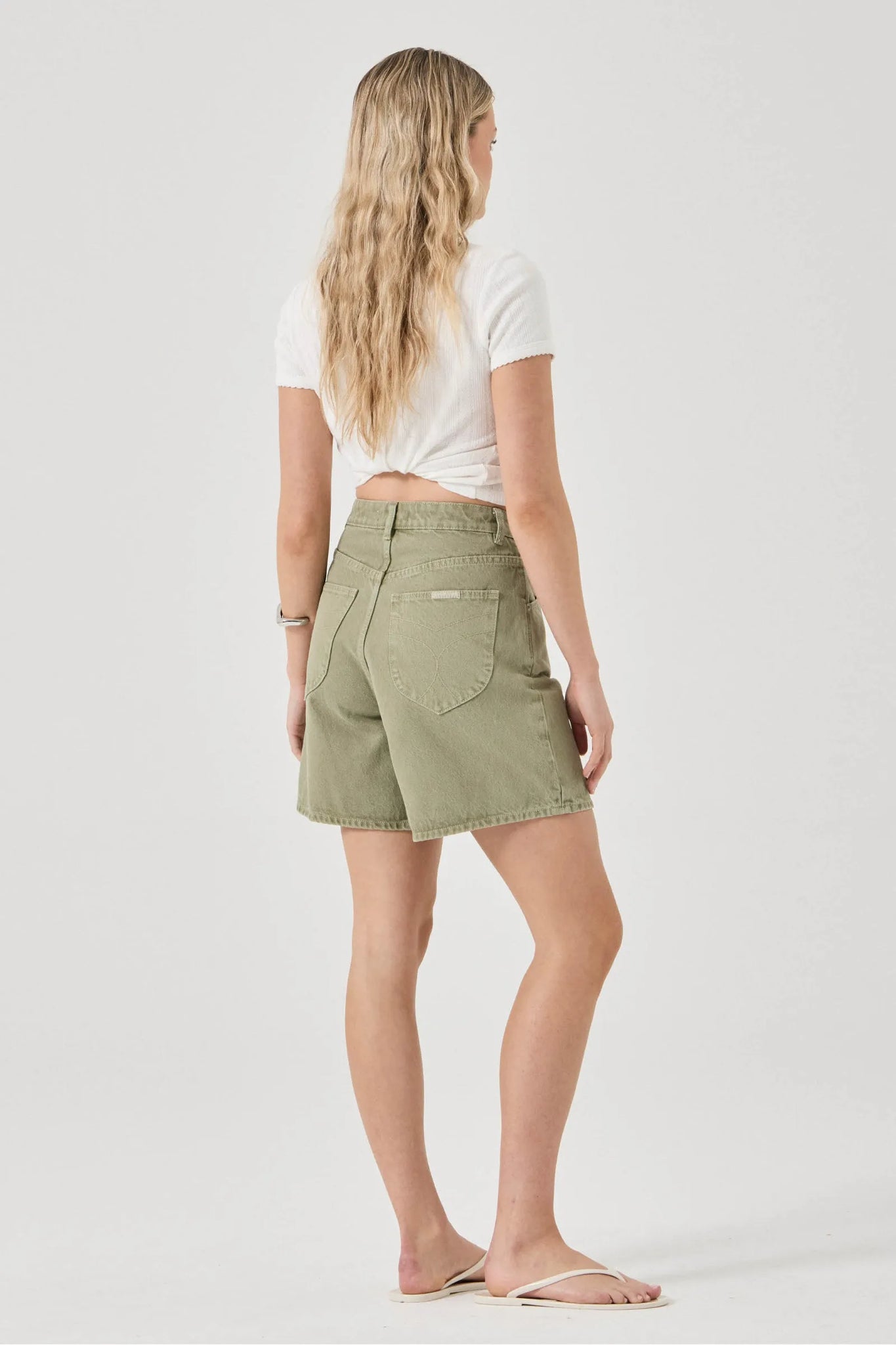 SUPER MIRAGE SHORT | SUMMER OLIVE