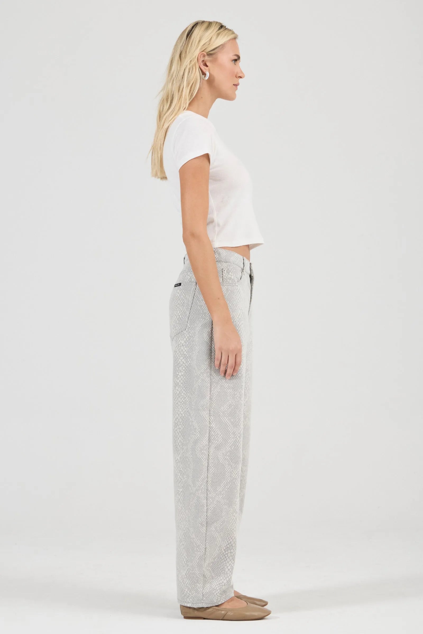 ARC BARREL JEAN LONG | PYTHON