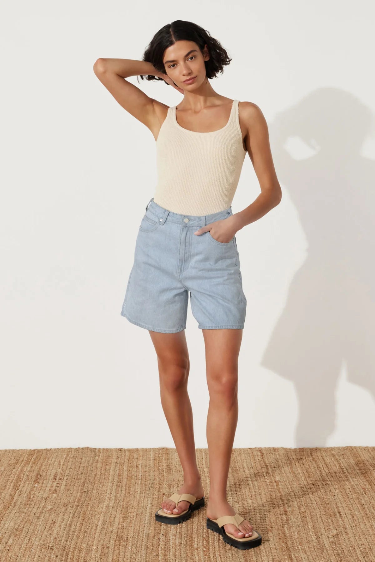 LIGHT WASH RECYCLED COTTON WALK SHORT