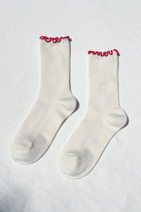 RUFFLED MODAL SOCKS | CREAM / RED EDGE