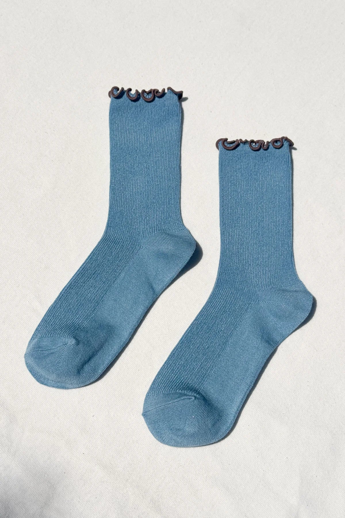 RUFFLED MODAL SOCKS | POWDER BLUE / BROWN EDGE
