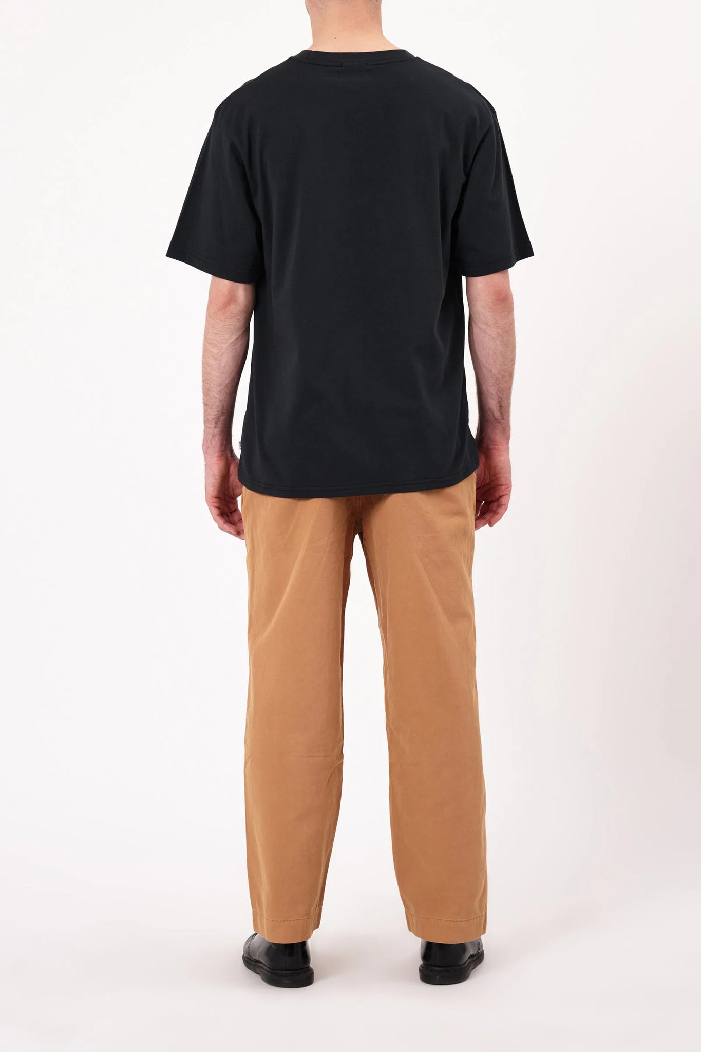 BIG FAN TEE | BLACK
