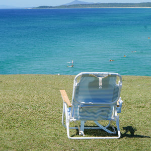 DELUXE BEACH CHAIR | BLUE STRIPE
