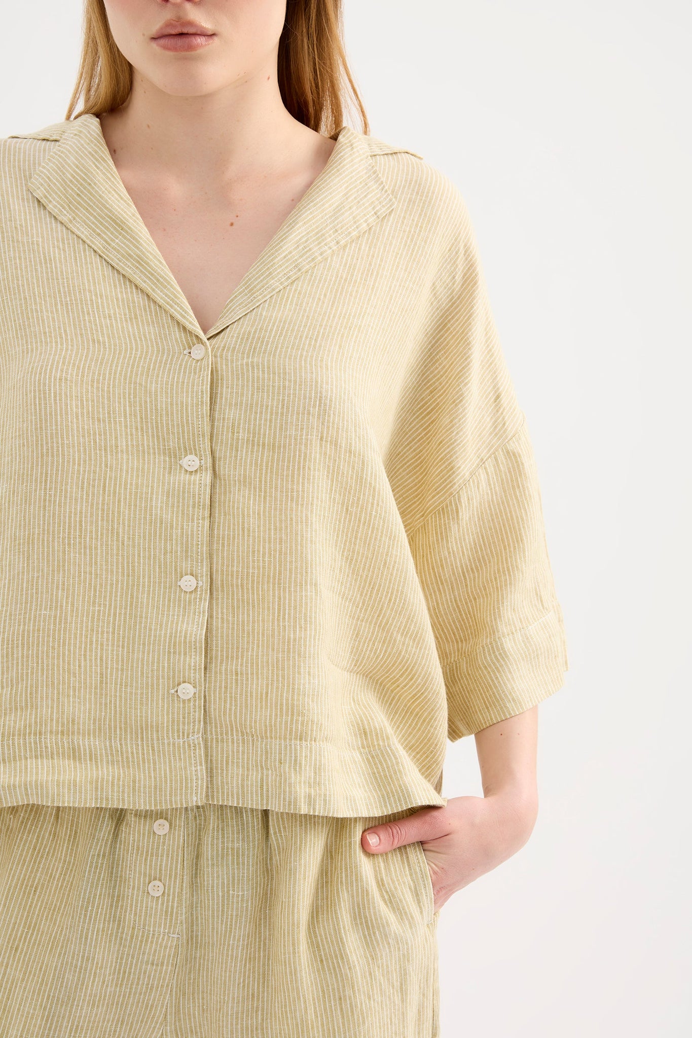 LOUNGE STRIPE LINEN SHIRT | MOSS STRIPE