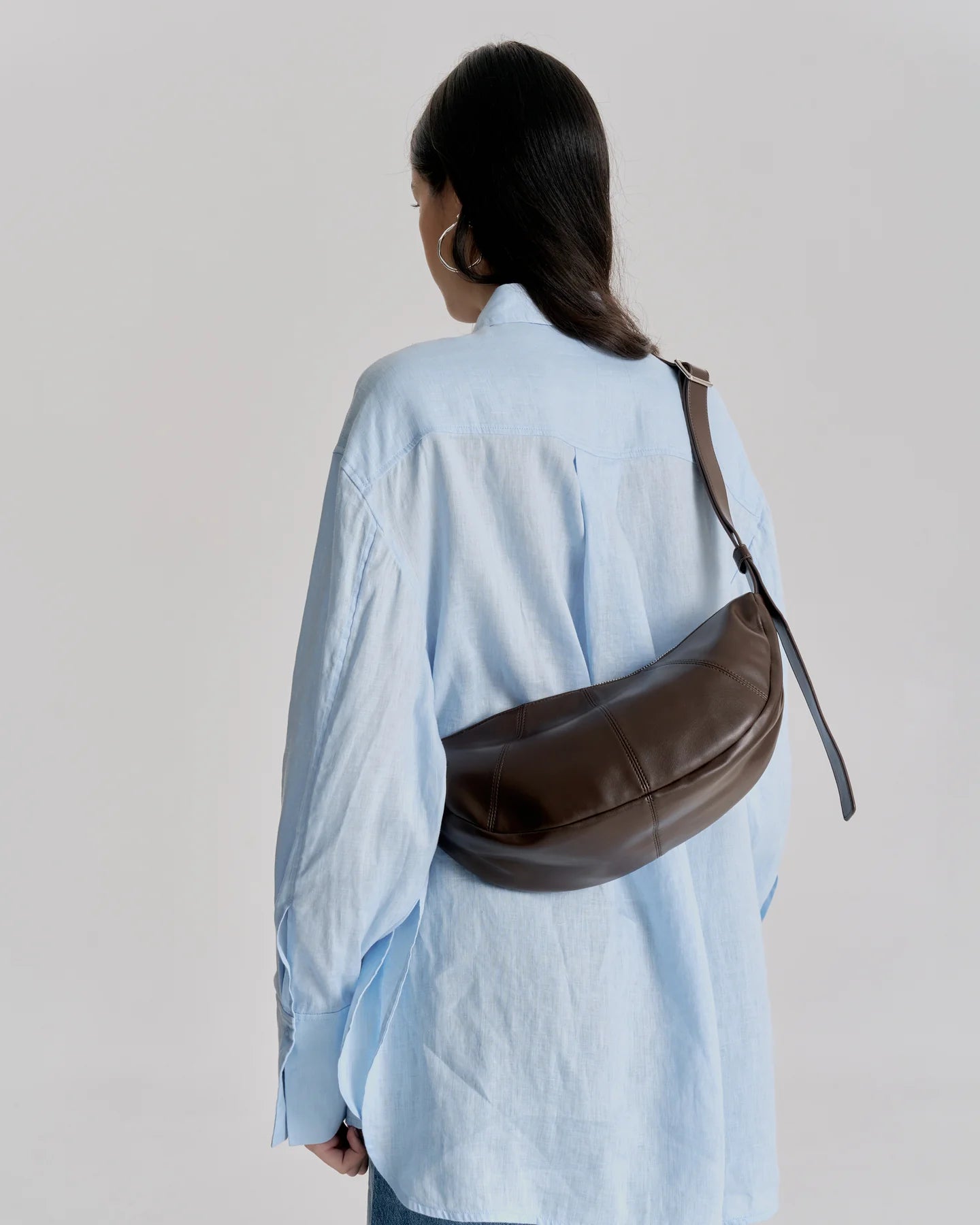 MISCHA CRESCENT BAG | DARK CHOCOLATE