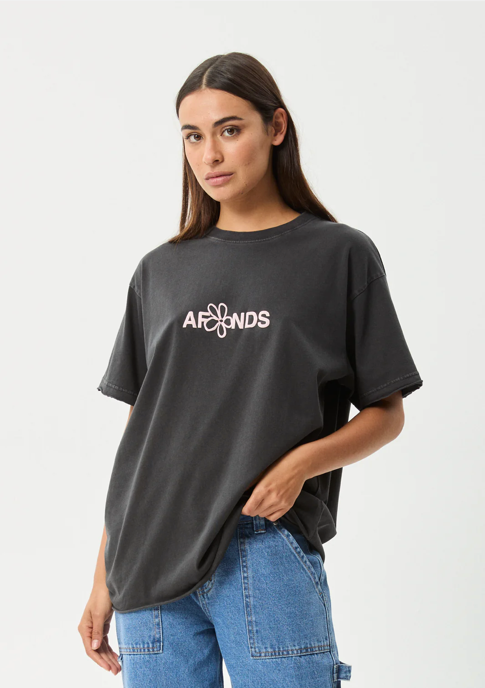 FROLIC OVERSIZED TEE| STONE BLACK