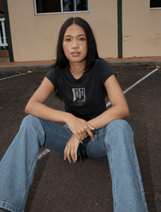 WALKING BABY TEE | STONE BLACK