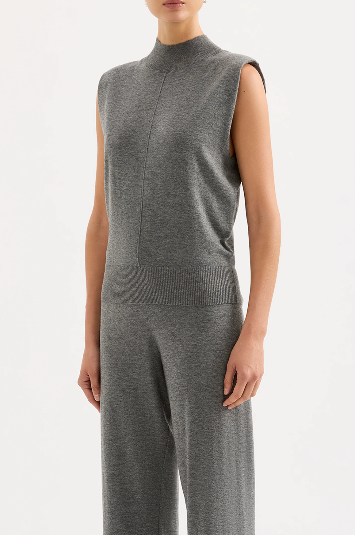 RAE KNIT TOP | CHARCOAL
