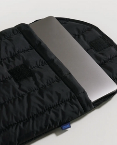 PUFFY LAPTOP SLEEVE 16" | BLACK