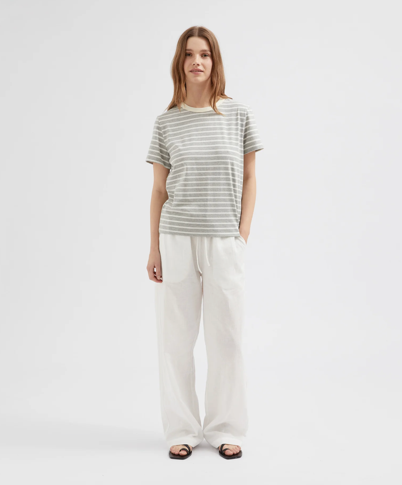STRIPED STANDARD TEE | STRIPED GREY/BUTTER