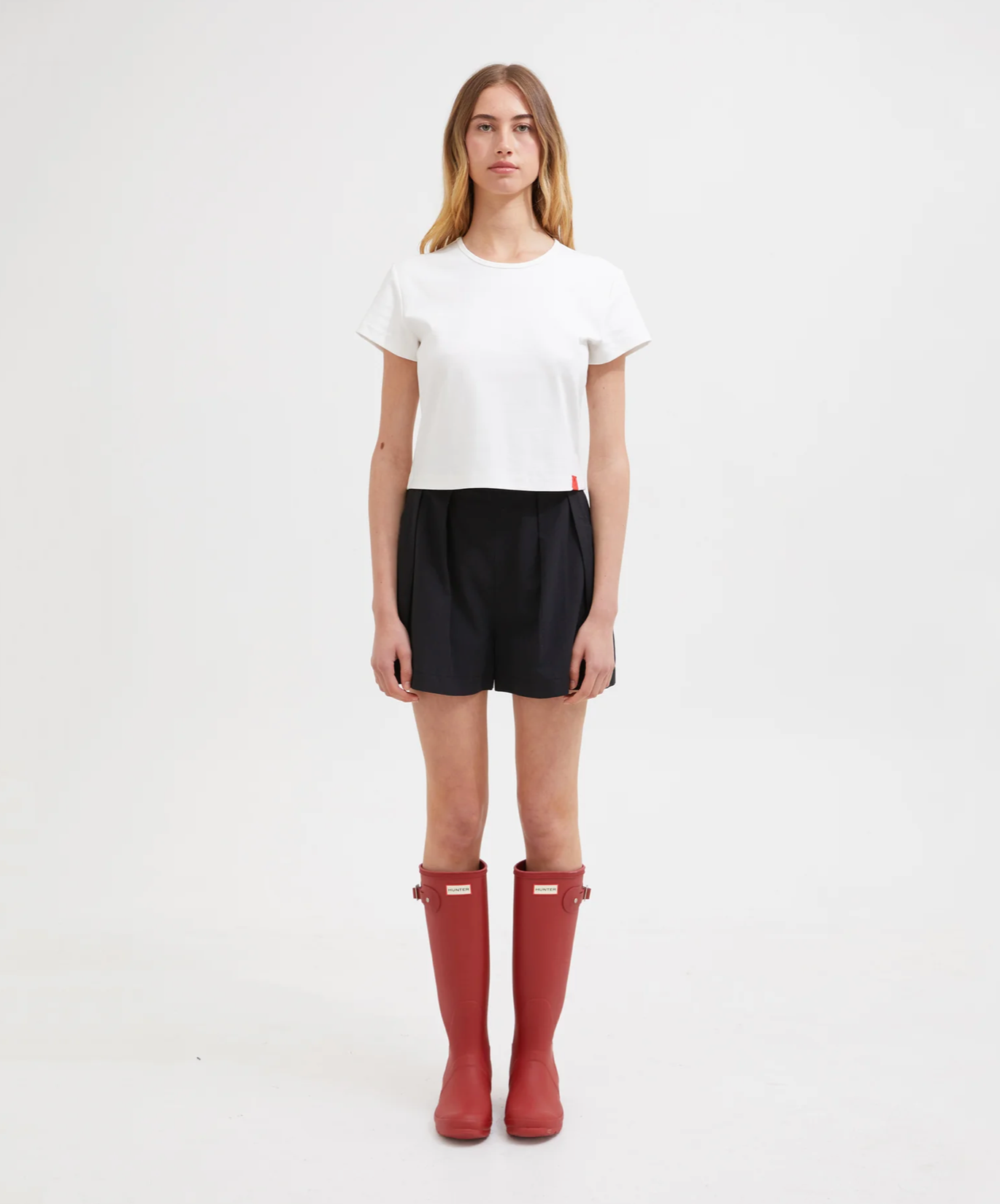 TAILORED SHORTS | BLACK