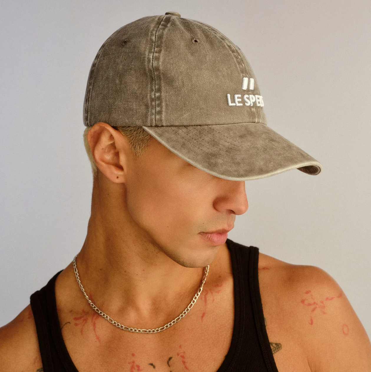 LE SPECS LOGO CAP | WASHED GREY