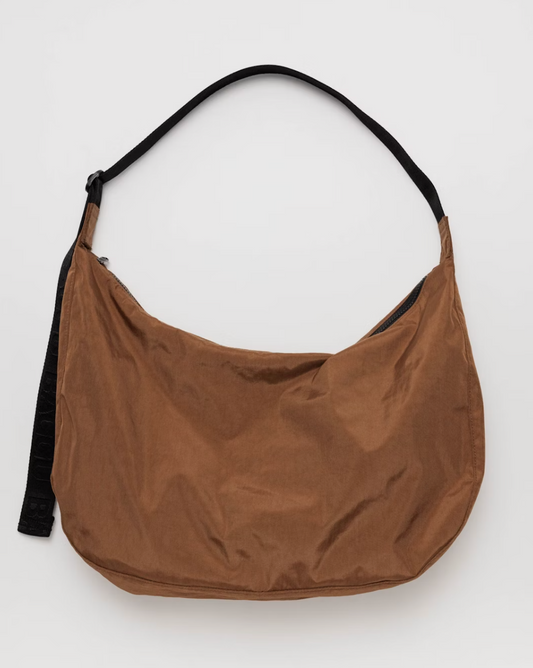 LARGE NYLON CRESCENT BAG | BROWN