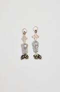 JOKER EARINGS | STRIPE
