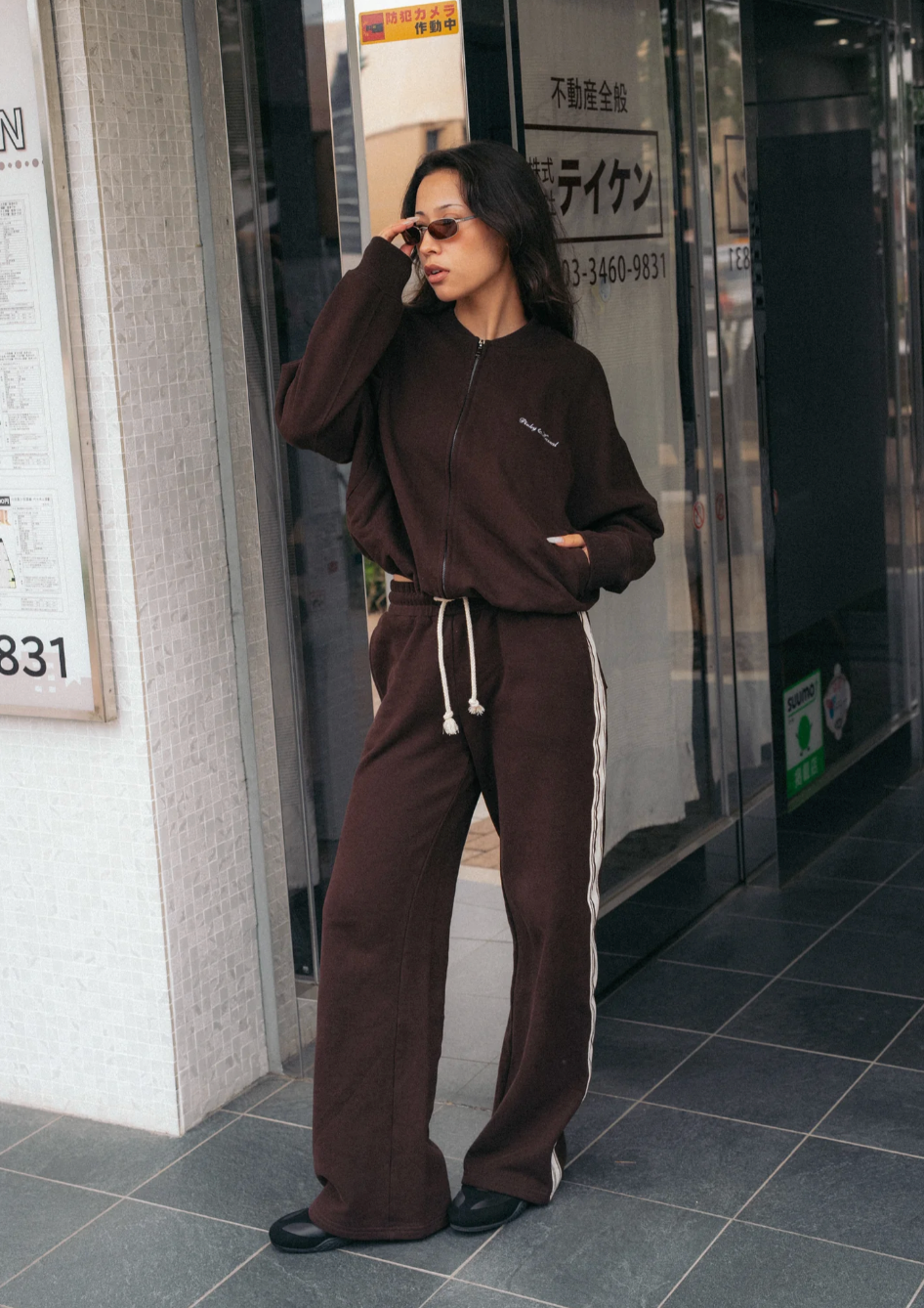 SIDE STRIPE TRACKPANT | CHOCOLATE BROWN