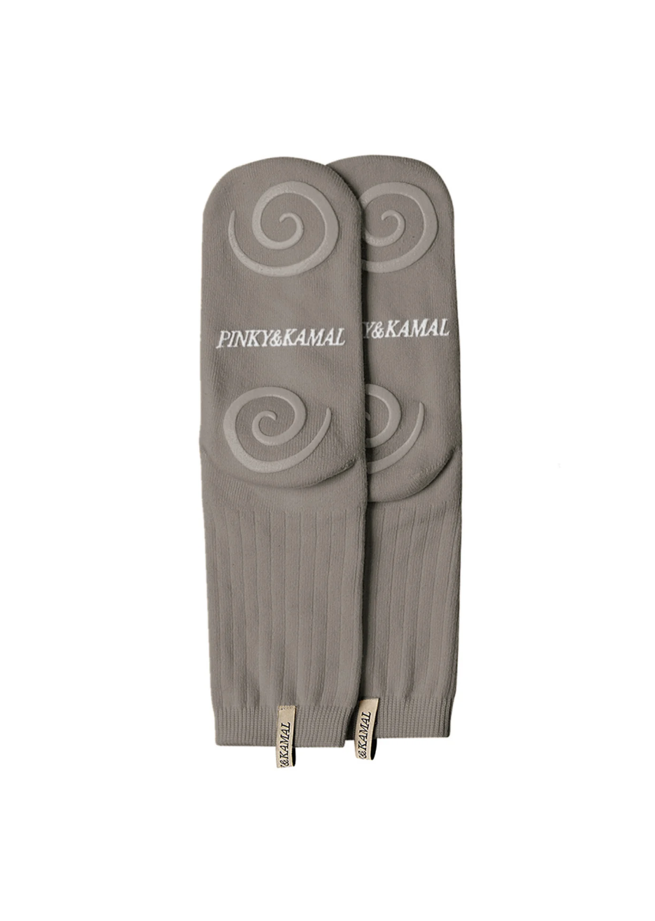 Pinky & Kamal Pilaties Sprial Grip Sock Pebble Grey