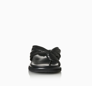 PAOLA | BLACK LEATHER