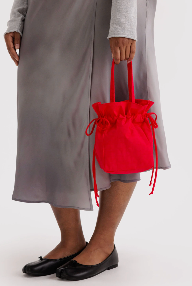 NYLON DRAWSTRING BAG | CANDY APPLE