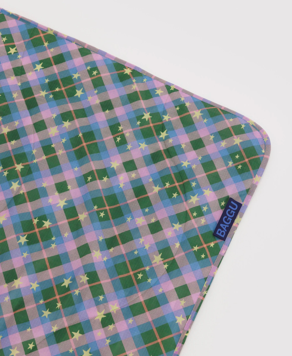 PUFFY PICNIC BLANKET |  GREEN STAR PLAID