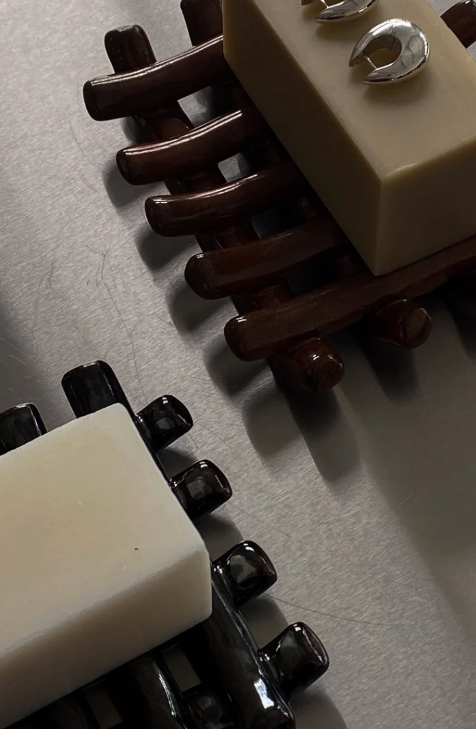 GRID SOAP DISH | RED ASH