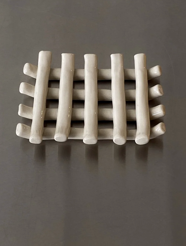GRID SOAP DISH | CREAM