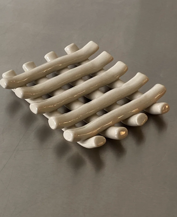 GRID SOAP DISH | CREAM