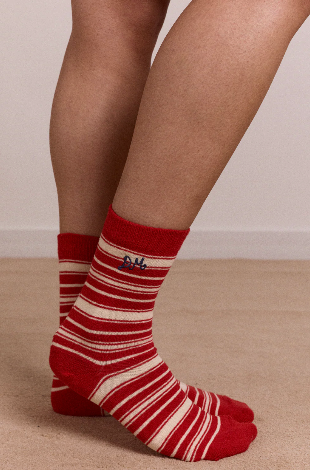 CALF LENGTH SOCKS | CREAM & RED