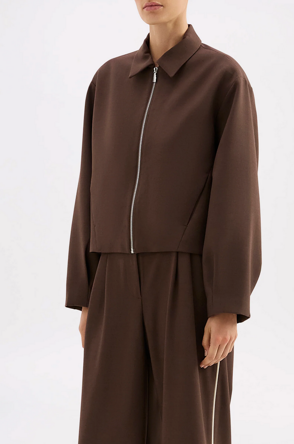 ABIGAIL BOMBER | WALNUT