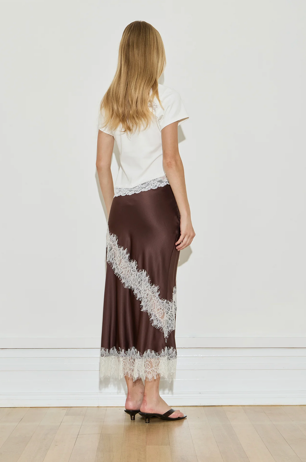 Maison Essentiele Silk Lace Midi Chocolate Cream Lace