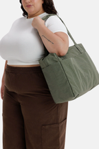 Baggu Small Cloud Carry On Caper