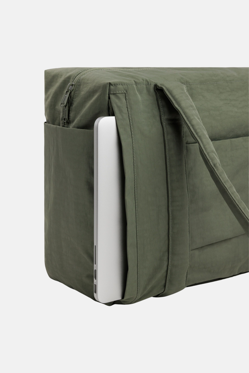 Baggu Small Cloud Carry On Caper
