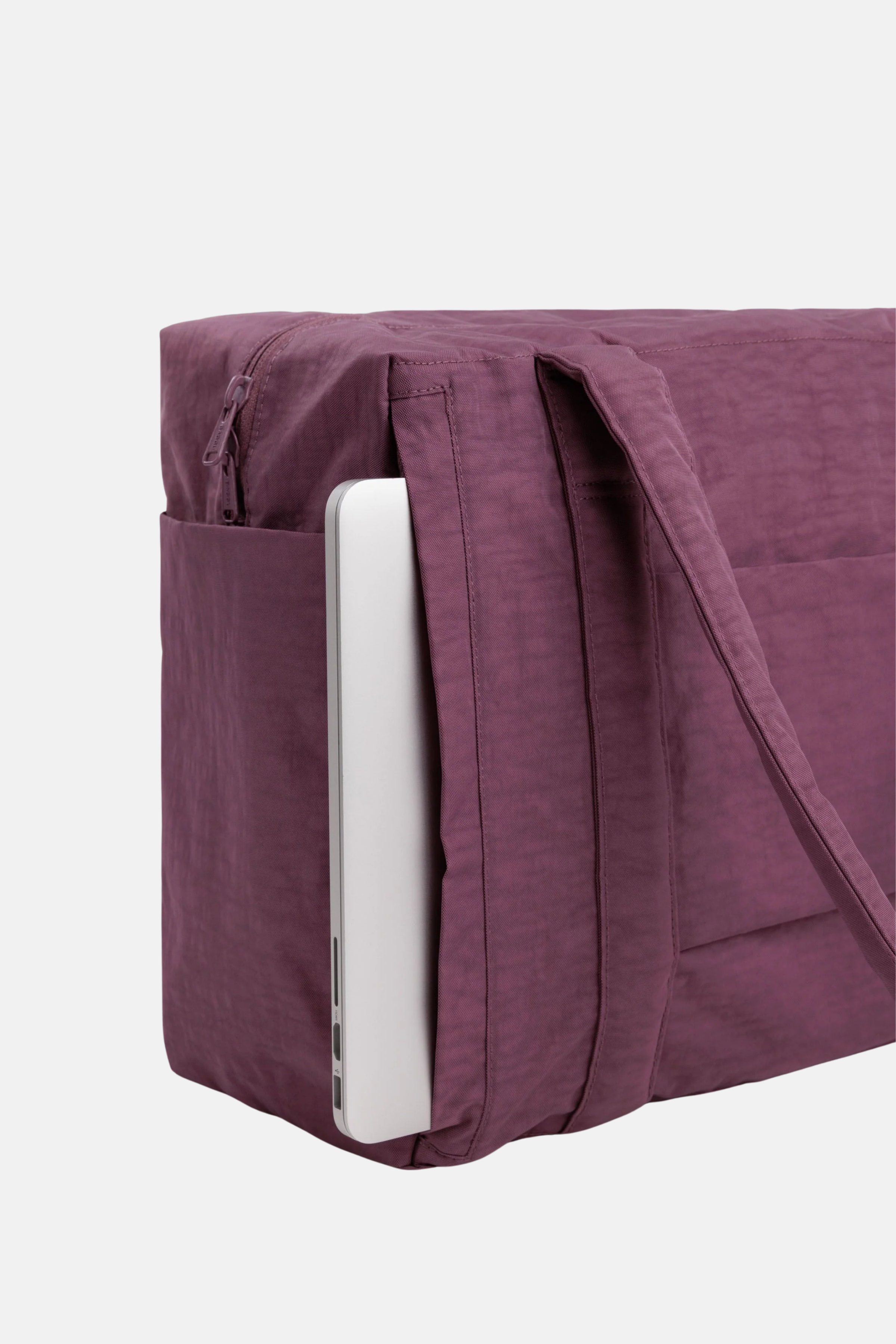 Baggu Small Cloud Carry On Wild Plum